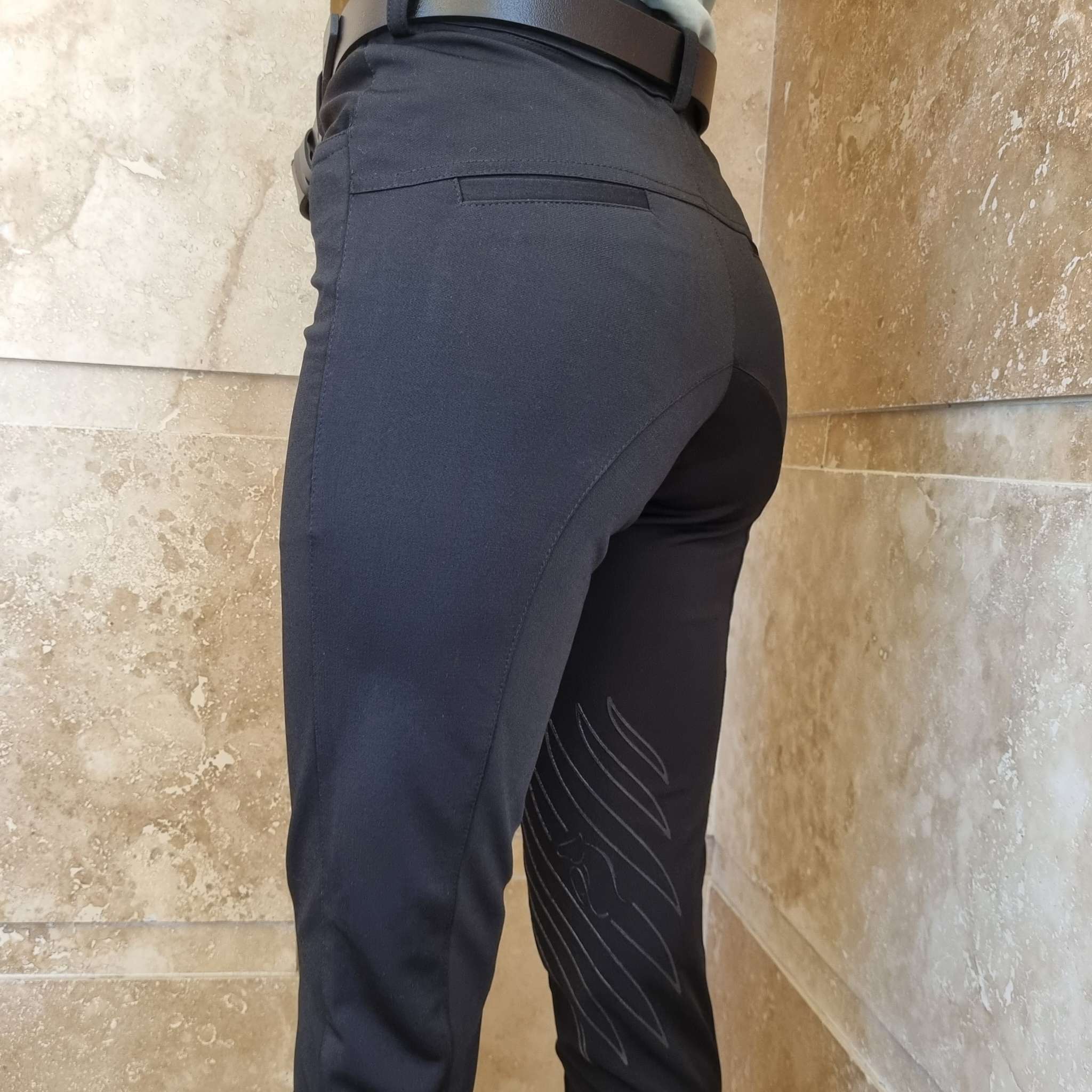 2-شلوار سوارکاری گریپ زانو