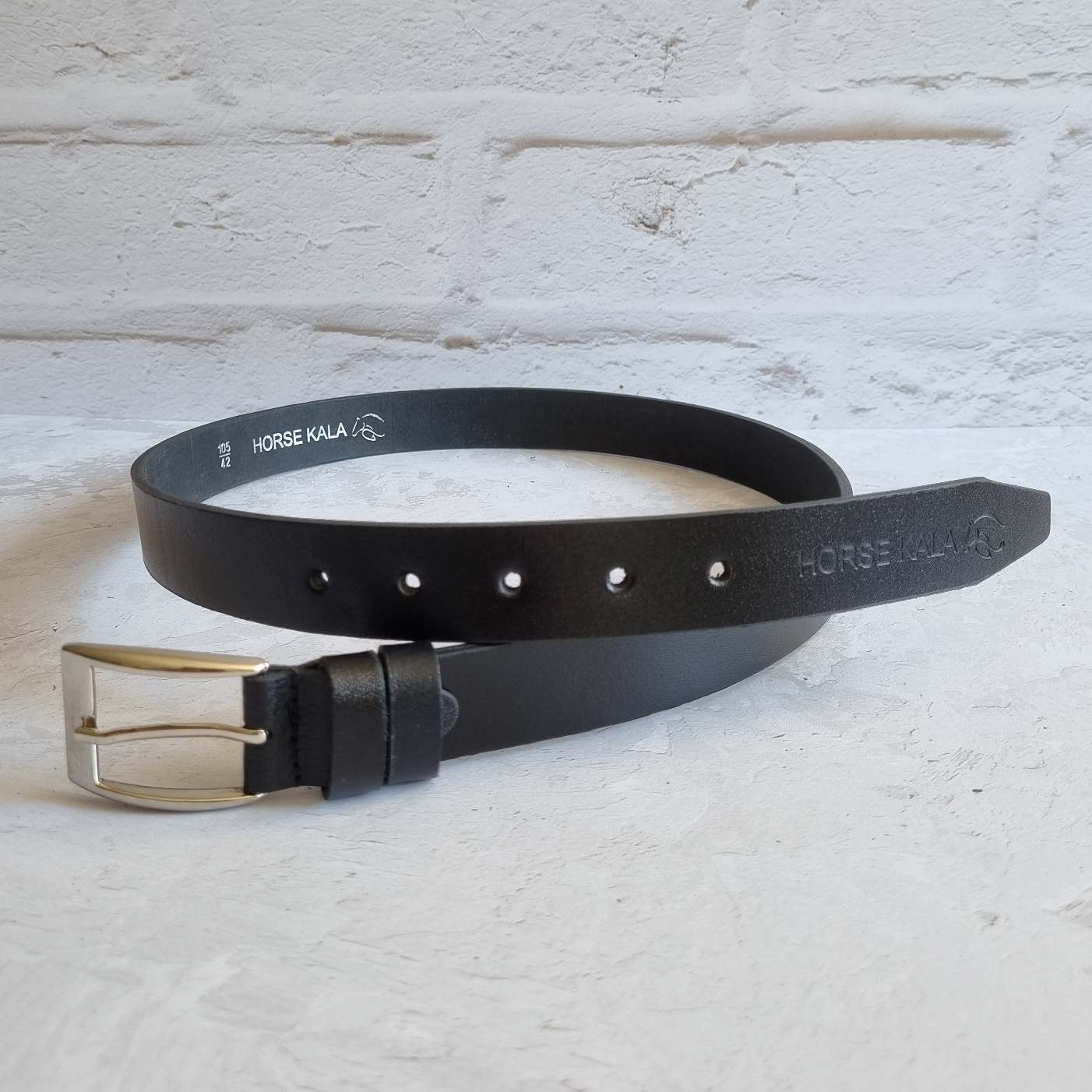 Riding leather belt