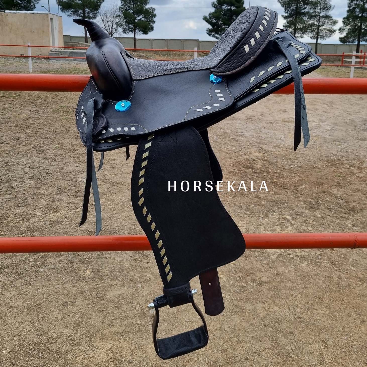 زین وسترن Western saddle