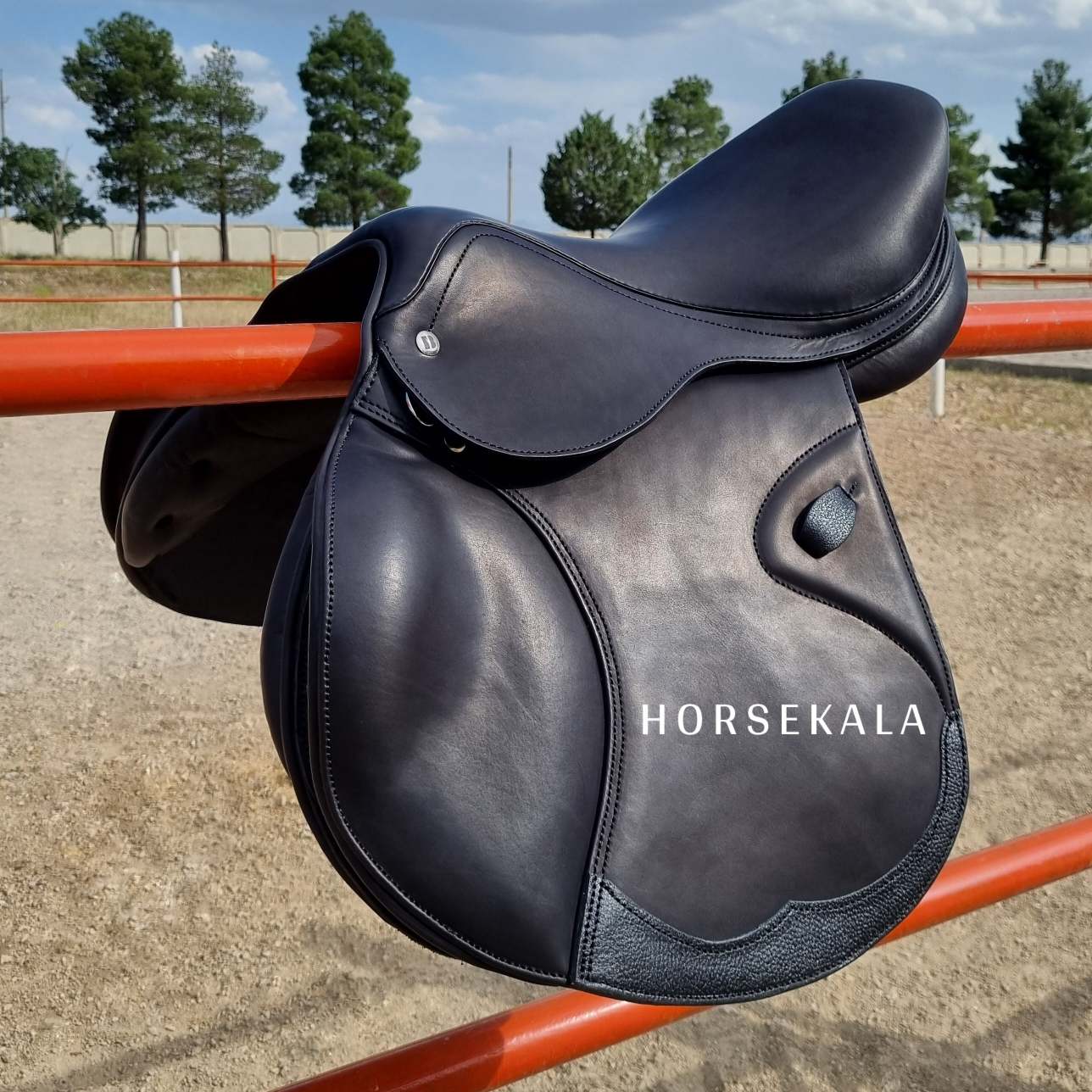 زین پرش Jumping saddle