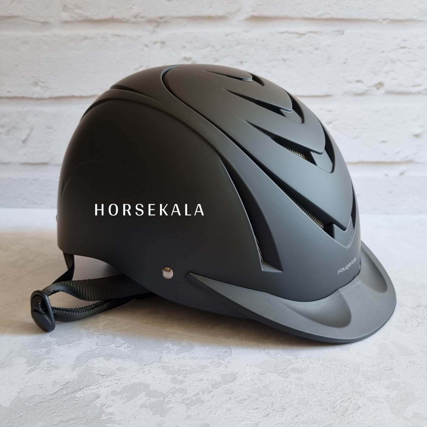 Fouganza 500 riding helmet